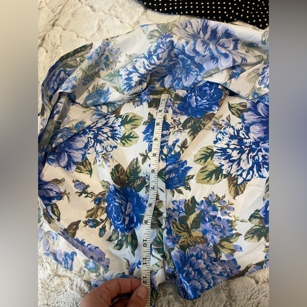 Blashe size m two piece summer outfit.  Skort with crop top shirt - Picture 13 of 13
